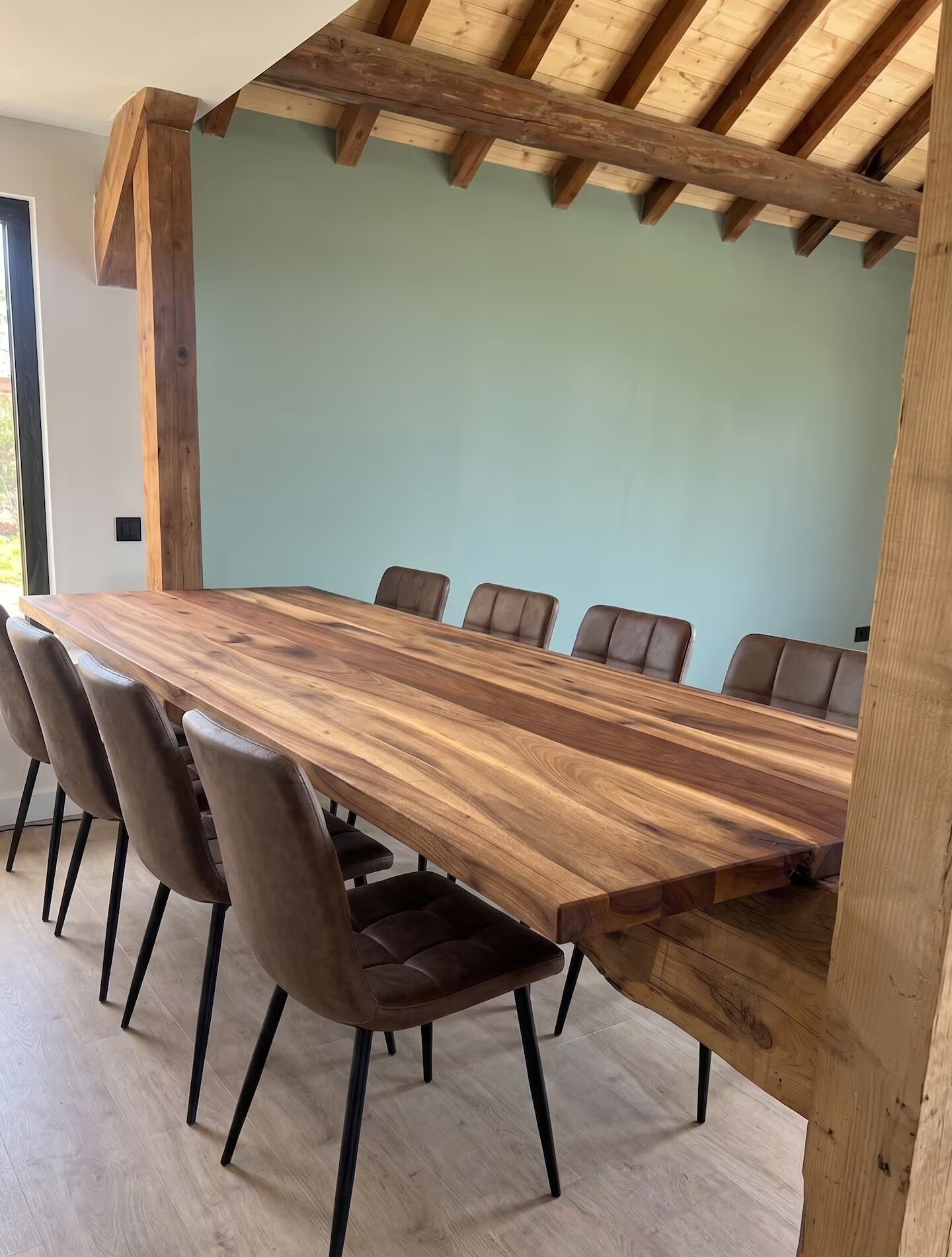 Table à manger du gîte Le Cruet